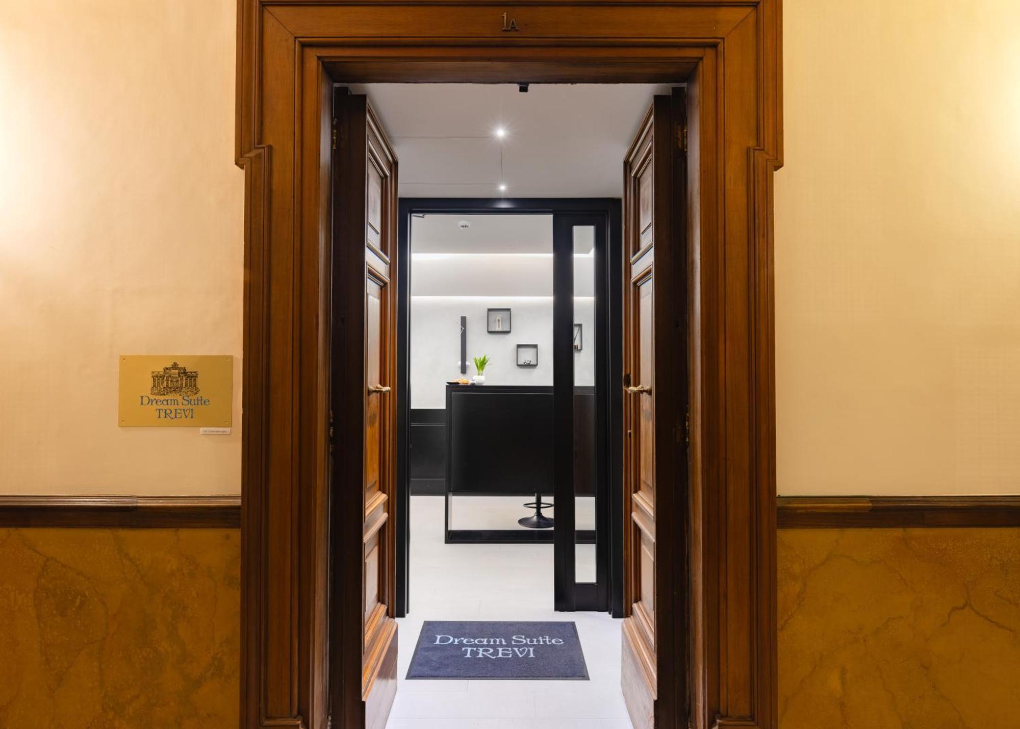 Dream Suite Trevi Roma Eksteriør bilde